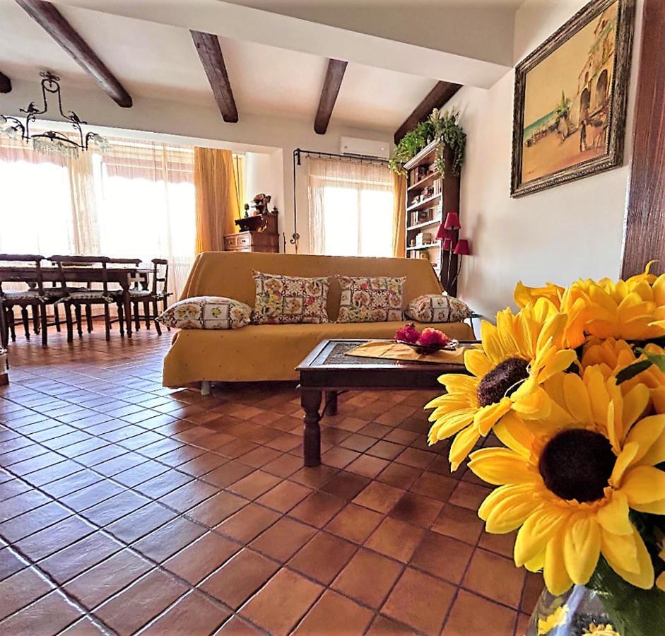 Casa Pittone Apartment Giardini Naxos Ngoại thất bức ảnh